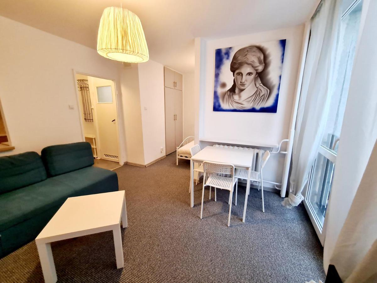 Ferienwohnung Topfloor Greeceflat A Cosy Flat In The City Center Warschau Exterior foto